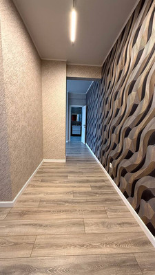 Продам трехкомнатную (3-комн.) квартиру, Горького ул, 2, Октябрьский г