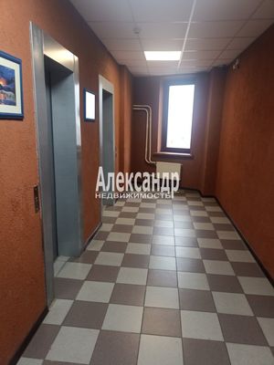 Продам трехкомнатную (3-комн.) квартиру, Варшавская ул, 59, Санкт-Петербург г