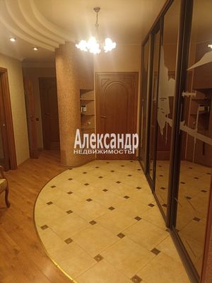 Продам трехкомнатную (3-комн.) квартиру, Варшавская ул, 59, Санкт-Петербург г