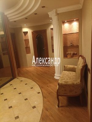 Продам трехкомнатную (3-комн.) квартиру, Варшавская ул, 59, Санкт-Петербург г