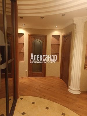 Продам трехкомнатную (3-комн.) квартиру, Варшавская ул, 59, Санкт-Петербург г