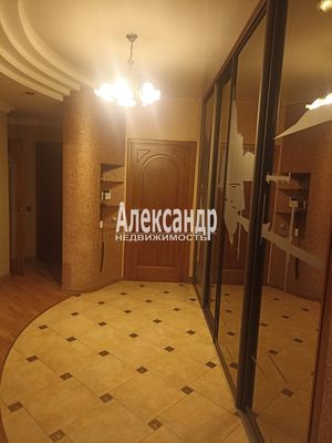 Продам трехкомнатную (3-комн.) квартиру, Варшавская ул, 59, Санкт-Петербург г