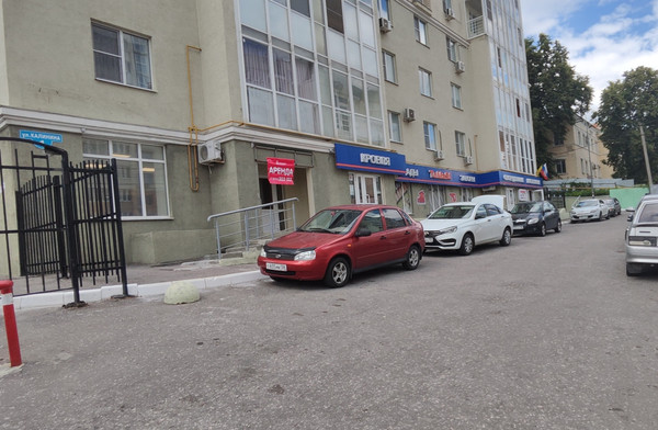 Сдам торговое помещение 86 м2, Калинина ул, 1, Пенза г