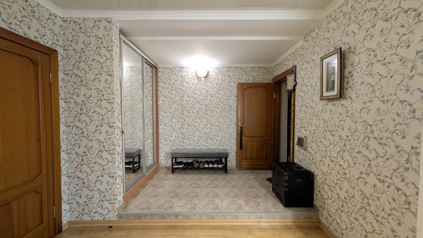 Продам многокомнатную квартиру, 4-я Железнодорожная ул, 50, Иркутск г