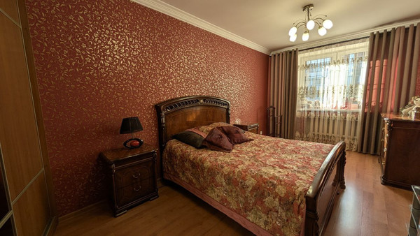 Продам многокомнатную квартиру, 4-я Железнодорожная ул, 50, Иркутск г