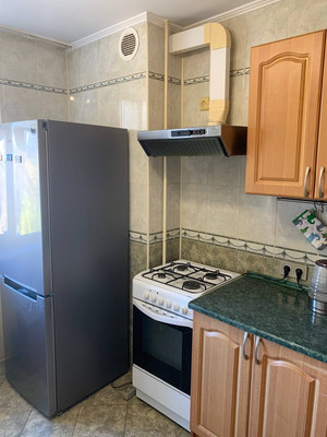 Продам однокомнатную (1-комн.) квартиру, Ларионова ул, 42кБ, Симферополь г