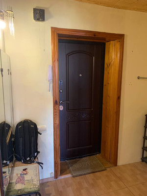 Продам однокомнатную (1-комн.) квартиру, Ларионова ул, 42кБ, Симферополь г