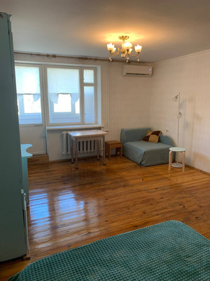 Продам однокомнатную (1-комн.) квартиру, Ларионова ул, 42кБ, Симферополь г