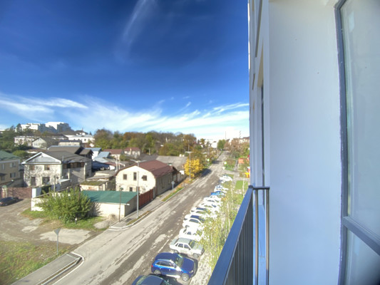 Продам трехкомнатную (3-комн.) квартиру, Кешокова ул, 1ка, Нальчик г