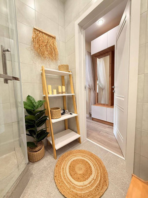 Продам однокомнатную (1-комн.) квартиру, Искры (Адлерский р-н) ул, 88к3, Сочи г