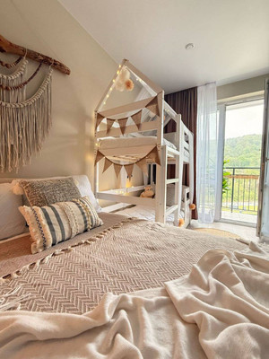 Продам однокомнатную (1-комн.) квартиру, Искры (Адлерский р-н) ул, 88к3, Сочи г