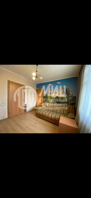 Продам трехкомнатную (3-комн.) квартиру, Осенний б-р, 2, Москва г