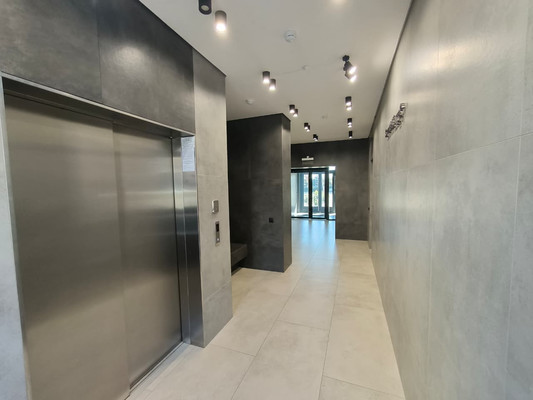 Продам трехкомнатную (3-комн.) квартиру, им. генерала Корнилова ул, 14к1, Краснодар г