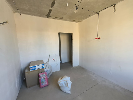 Продам трехкомнатную (3-комн.) квартиру, им. генерала Корнилова ул, 14к1, Краснодар г