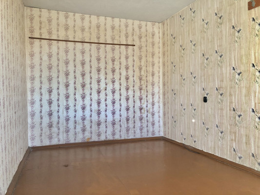 Продам трехкомнатную (3-комн.) квартиру, Тернопольская ул, 4, Пенза г