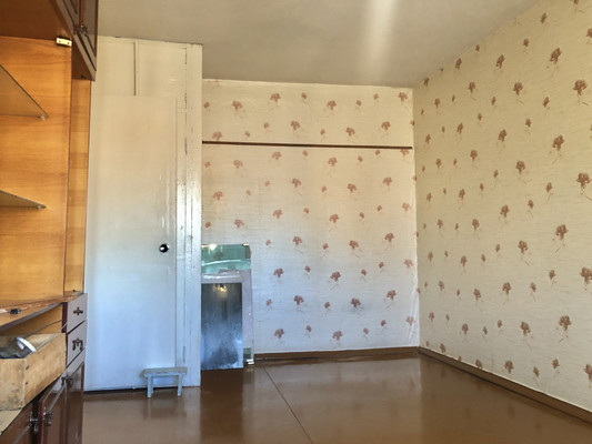 Продам трехкомнатную (3-комн.) квартиру, Тернопольская ул, 4, Пенза г