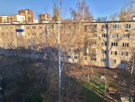 Продам трехкомнатную (3-комн.) квартиру, Тернопольская ул, 4, Пенза г