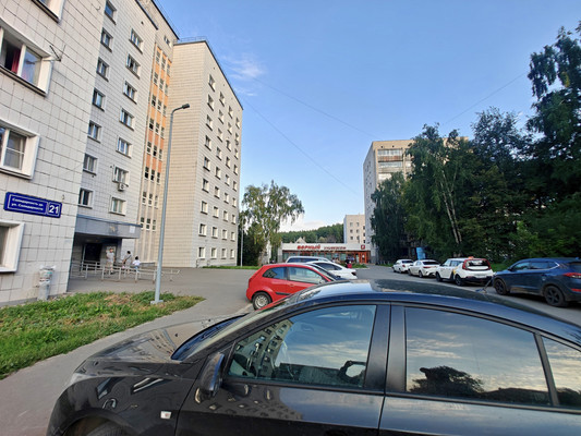 Продам комнату в 4-комн. квартире, Солидарности ул, 21, Казань г