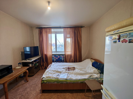 Продам комнату в 4-комн. квартире, Солидарности ул, 21, Казань г
