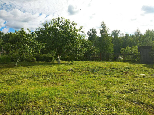 Продам дачу, Салют тер. СНТ, 0 км от города