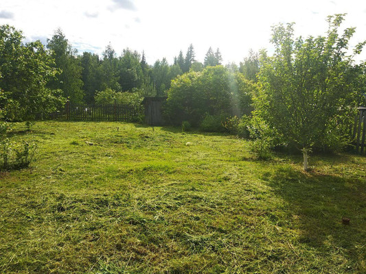 Продам дачу, Салют тер. СНТ, 0 км от города