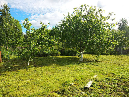 Продам дачу, Салют тер. СНТ, 0 км от города