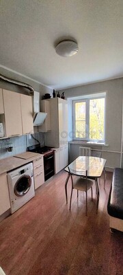 Продам комнату в 5-комн. квартире, Севастопольский пр-кт, 19к2, Москва г