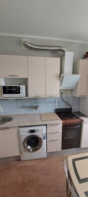 Продам комнату в 5-комн. квартире, Севастопольский пр-кт, 19к2, Москва г
