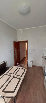 Продам комнату в 5-комн. квартире, Севастопольский пр-кт, 19к2, Москва г