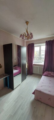 Продам комнату в 5-комн. квартире, Севастопольский пр-кт, 19к2, Москва г