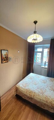 Продам комнату в 5-комн. квартире, Севастопольский пр-кт, 19к2, Москва г