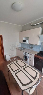 Продам комнату в 5-комн. квартире, Севастопольский пр-кт, 19к2, Москва г