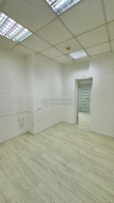 Продам коммерческое помещение 68,9 м2, Краснопрудная ул, 28, Москва г