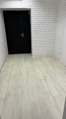 Продам коммерческое помещение 68,9 м2, Краснопрудная ул, 28, Москва г