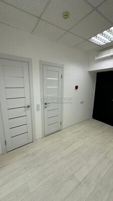 Продам коммерческое помещение 68,9 м2, Краснопрудная ул, 28, Москва г