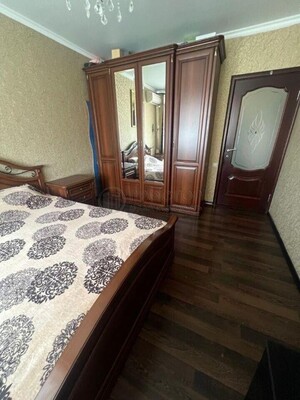 Продам двухкомнатную (2-комн.) квартиру, Сумской проезд, 12к3, Москва г