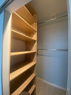 Продам двухкомнатную (2-комн.) квартиру, Липовый парк ул, 7к1, Коммунарка п