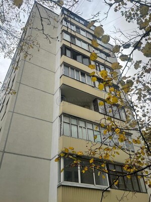 Продам трехкомнатную (3-комн.) квартиру, Маломосковская ул, 8, Москва г