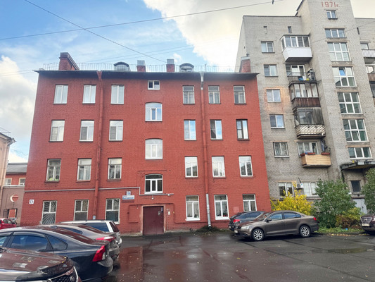 Продам трехкомнатную (3-комн.) квартиру, Балтийская ул, 19Б, Санкт-Петербург г