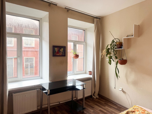 Продам трехкомнатную (3-комн.) квартиру, Балтийская ул, 19Б, Санкт-Петербург г