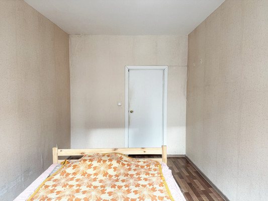 Продам трехкомнатную (3-комн.) квартиру, Балтийская ул, 19Б, Санкт-Петербург г