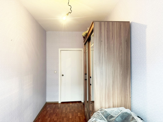 Продам трехкомнатную (3-комн.) квартиру, Балтийская ул, 19Б, Санкт-Петербург г