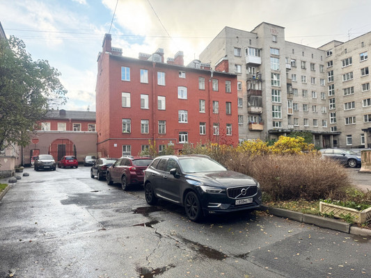 Продам трехкомнатную (3-комн.) квартиру, Балтийская ул, 19Б, Санкт-Петербург г
