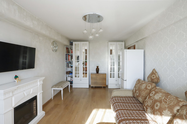 Продам трехкомнатную (3-комн.) квартиру, Воронежская ул, 23, Иркутск г