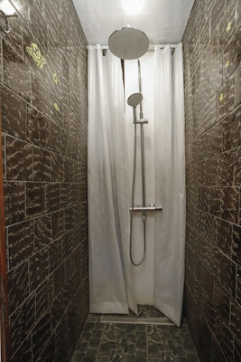 Продам трехкомнатную (3-комн.) квартиру, Воронежская ул, 23, Иркутск г