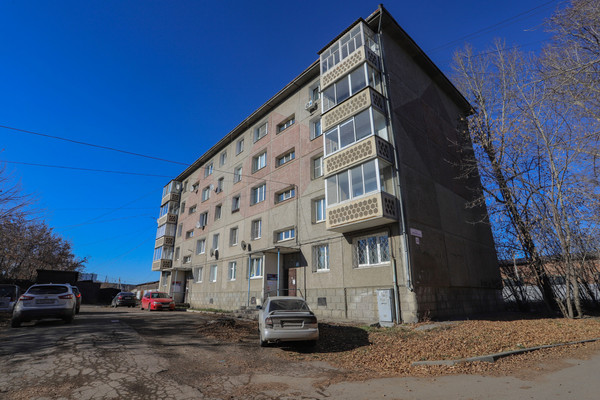 Продам трехкомнатную (3-комн.) квартиру, Воронежская ул, 23, Иркутск г