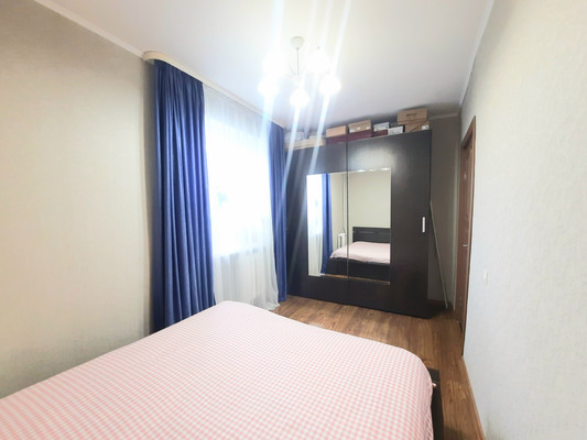 Продам трехкомнатную (3-комн.) квартиру, Бессонова ул, 27, Уфа г