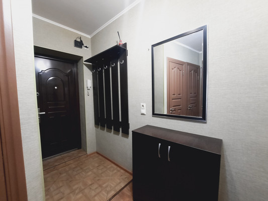 Продам трехкомнатную (3-комн.) квартиру, Бессонова ул, 27, Уфа г