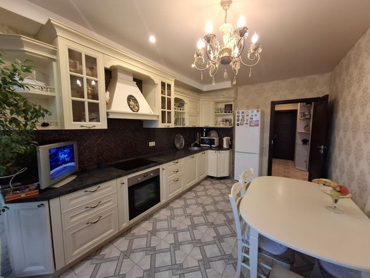 Продам трехкомнатную (3-комн.) квартиру, Народного Ополчения ул, 3, Москва г