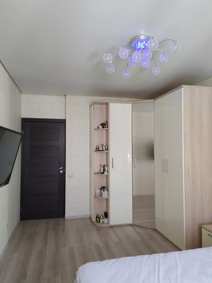 Продам трехкомнатную (3-комн.) квартиру, Народного Ополчения ул, 3, Москва г